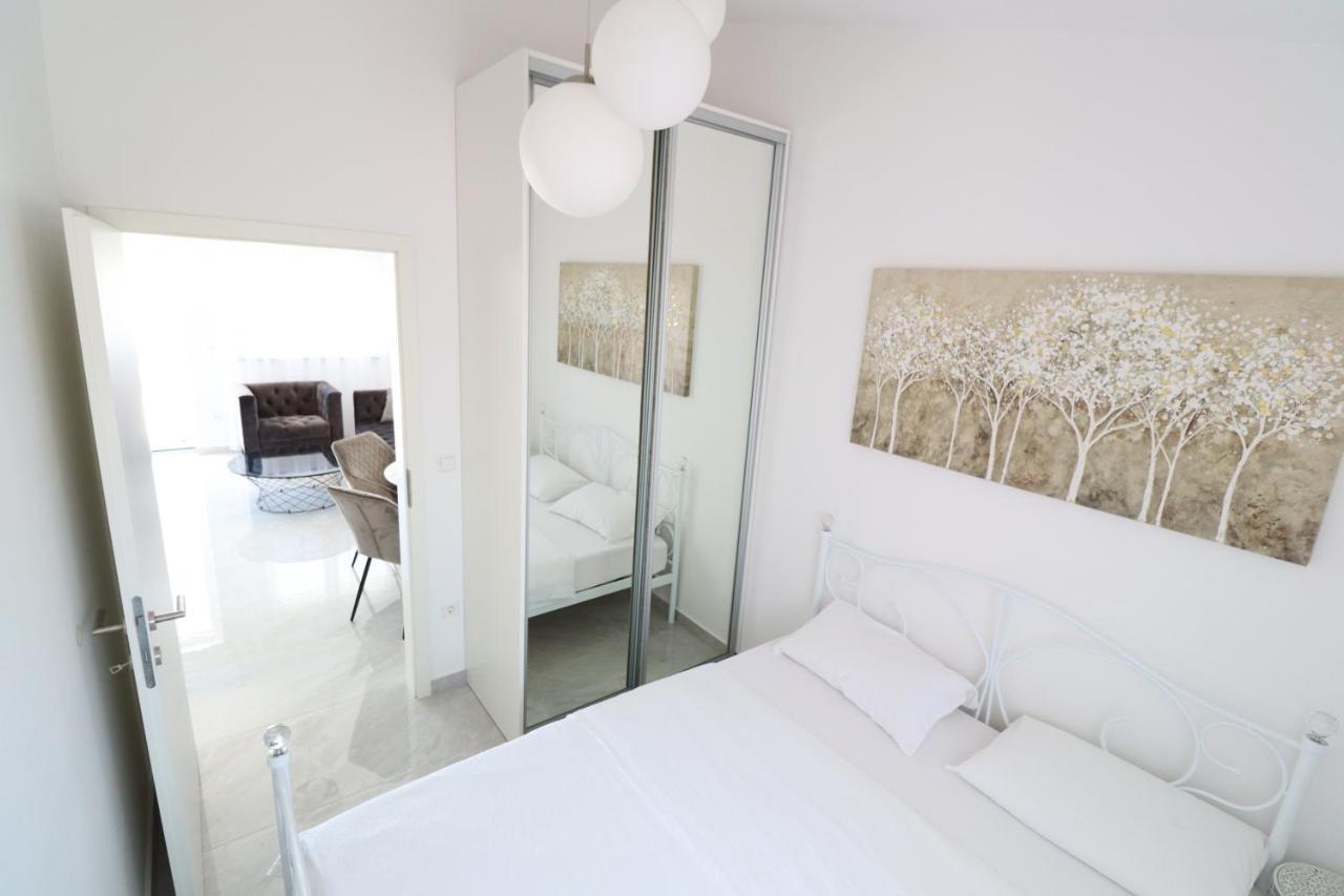 Vrsi Apartments Esterno foto